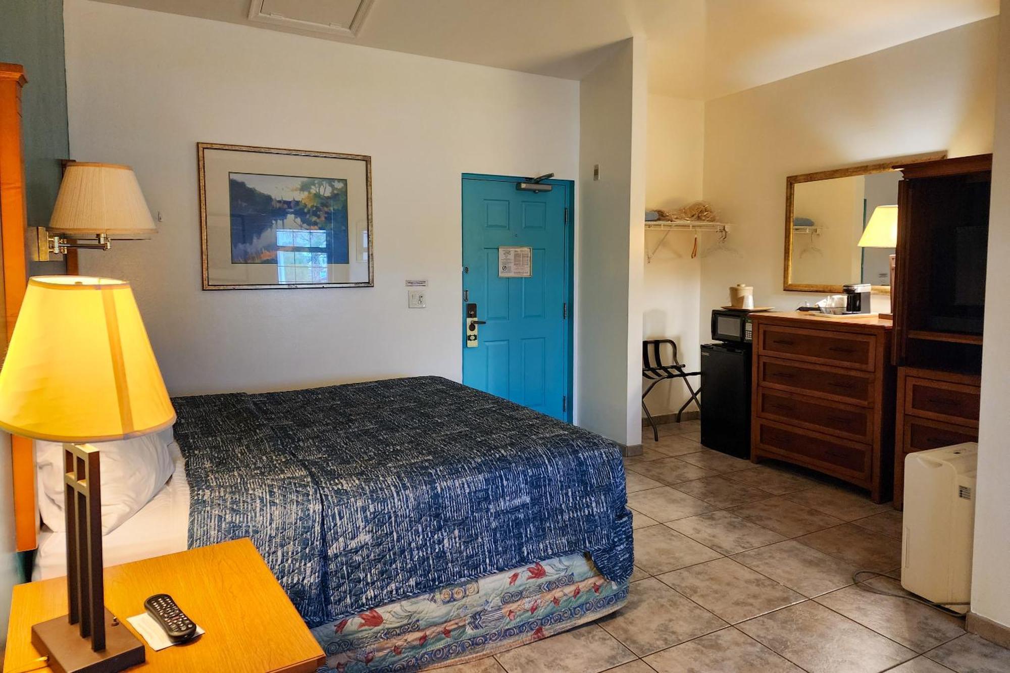 King Room,1554403486:JPEG